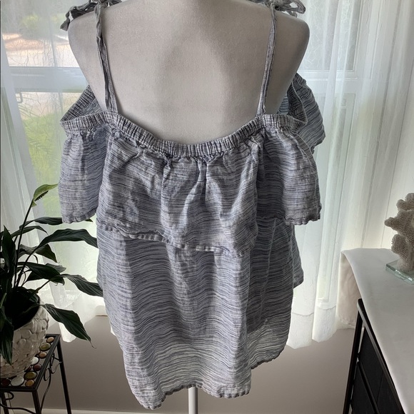 Lucky brand top - Picture 4 of 5